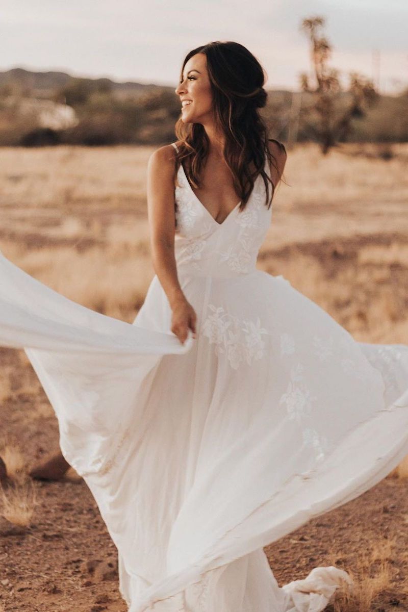 vestido de noiva simples com renda
