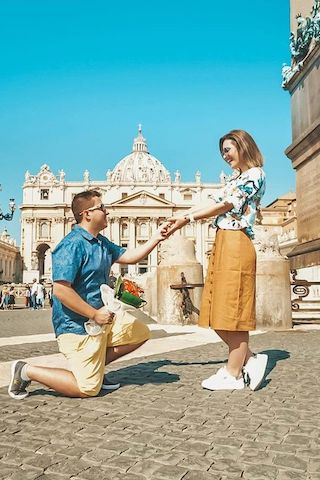 anúncio de noivado no Vaticano
