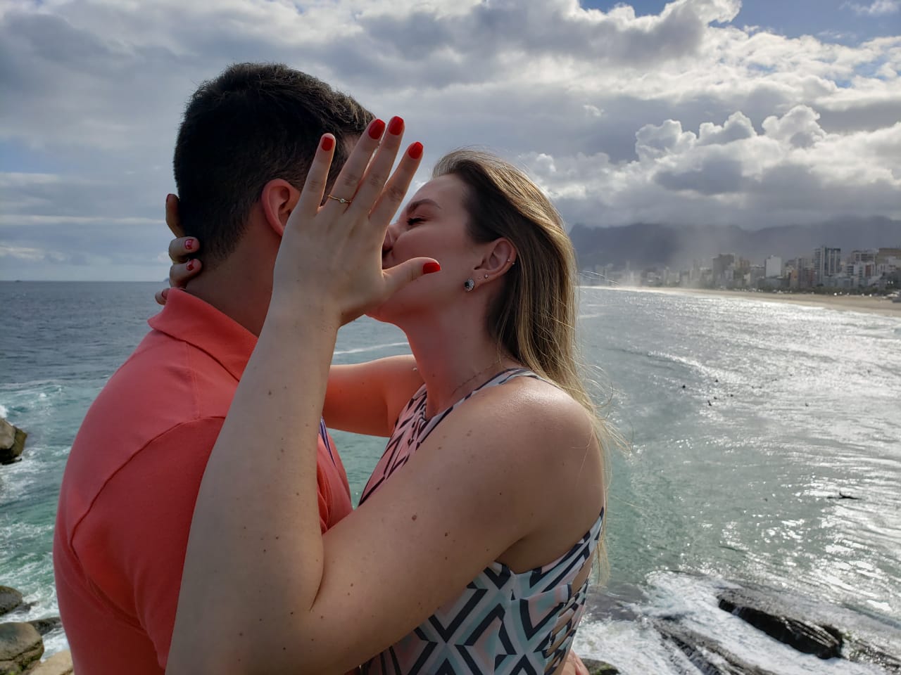 pedido de casamento com vista para a praia de Ipanema
