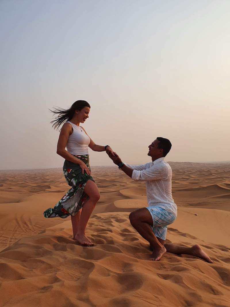 surpresa romântica no deserto