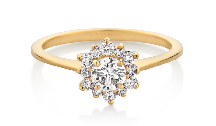 anel de noivado com diamantes e aro liso