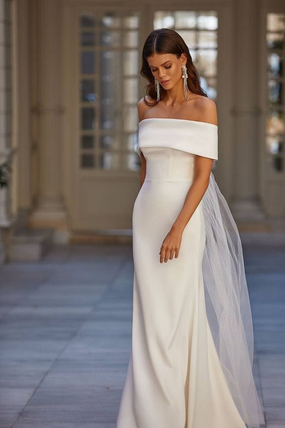 vestido de noiva elegante com decote
