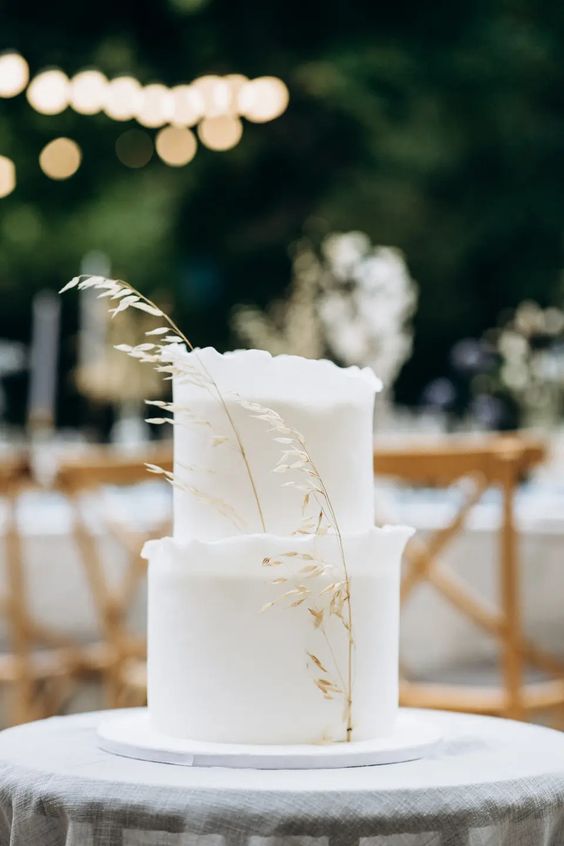 ideia de bolo para casamento simples