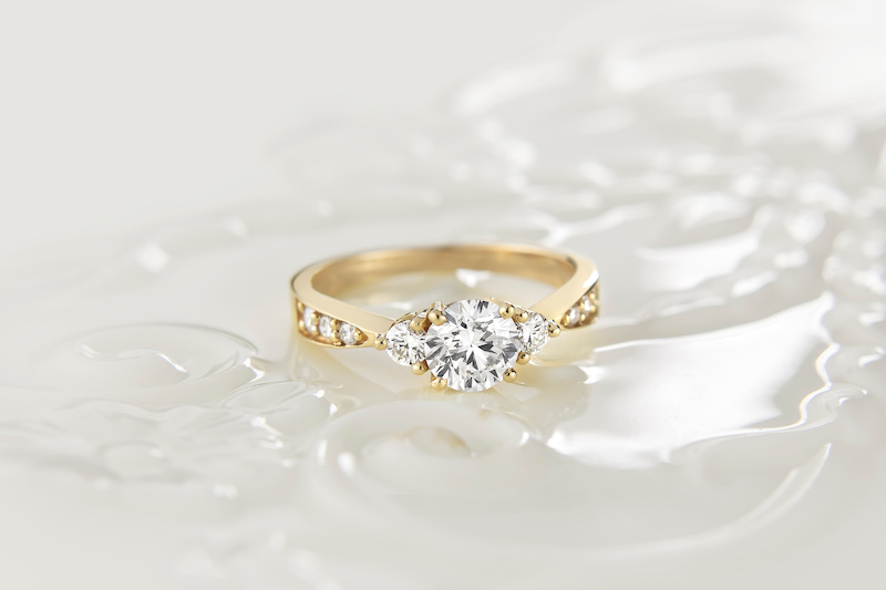 o que o noivo usa durante o noivado?