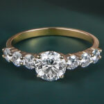 Anel de Noivado Seven: um solitário marcante e atemporal