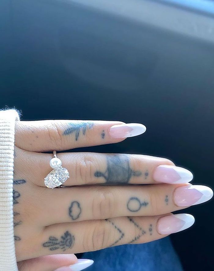 Ariana Grander's engagement ring