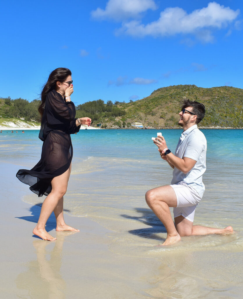 pedido surpresa a beira mar