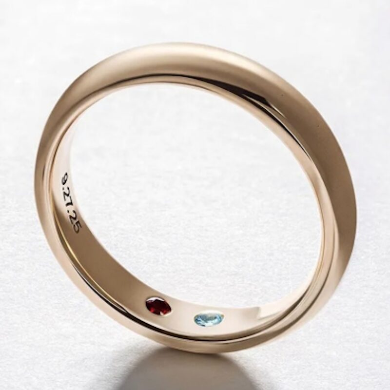 aliança de ouro de Benny Blanco