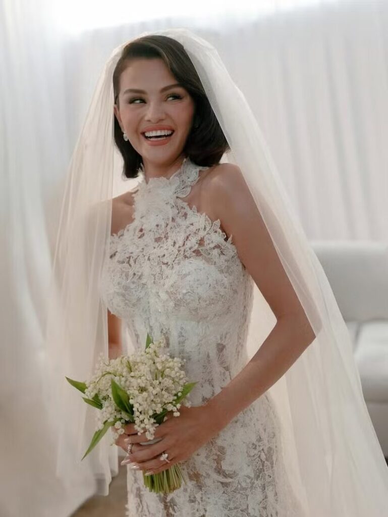 vestido de noiva de Selena Gomez