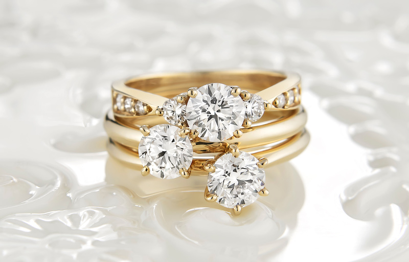 anéis com diamante na lapidação brilhante